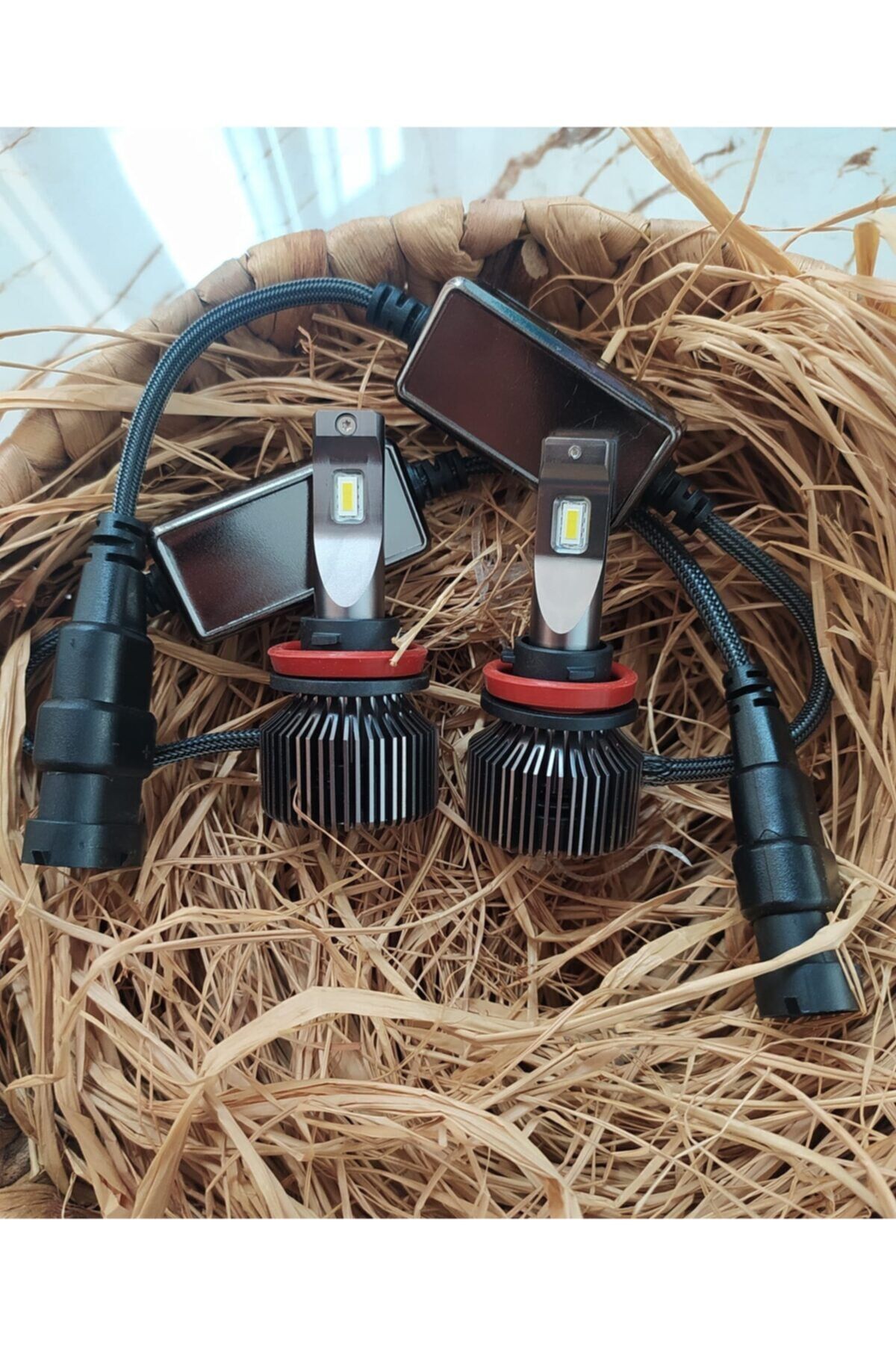 Pulsar Rs 200 Yeni Nesil 9000&9000 Şimşek Etkili Led Xenon